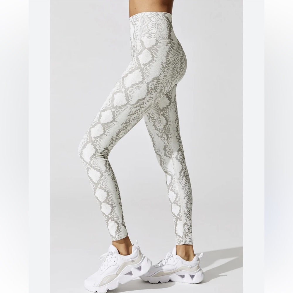 Beach Riot Leggings & Top